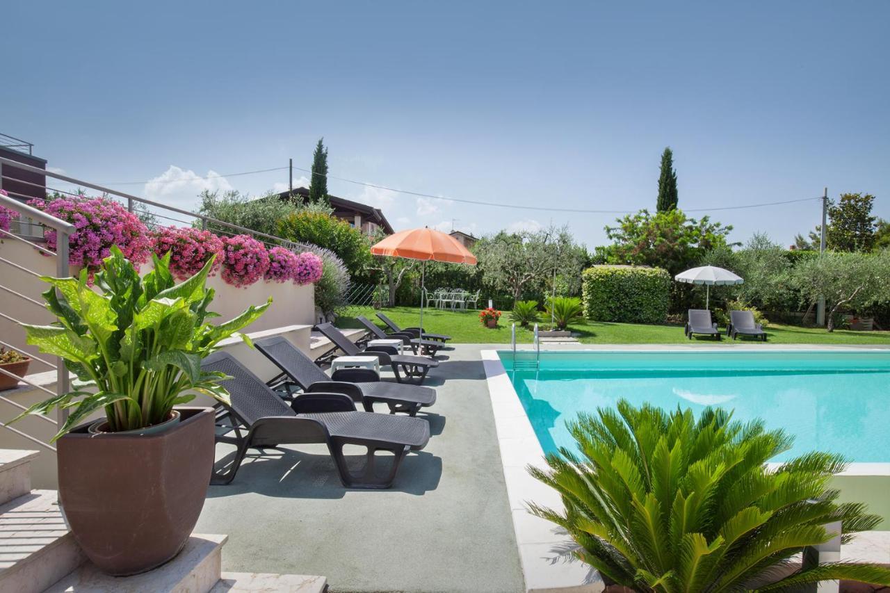 Villa Aurora-Holiday Home Apt 1 Bardolino Zewnętrze zdjęcie