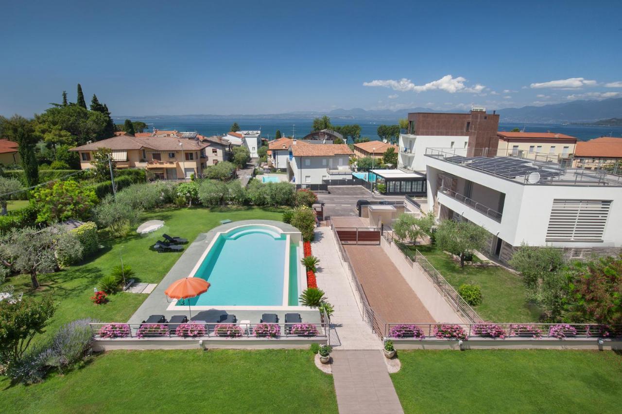 Villa Aurora-Holiday Home Apt 1 Bardolino Zewnętrze zdjęcie