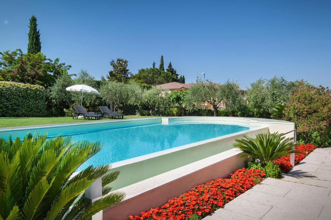 Villa Aurora-Holiday Home Apt 1 Bardolino Zewnętrze zdjęcie